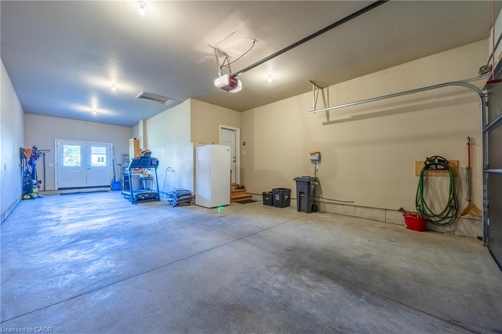 135 New Lakeshore Road Property Photo 31