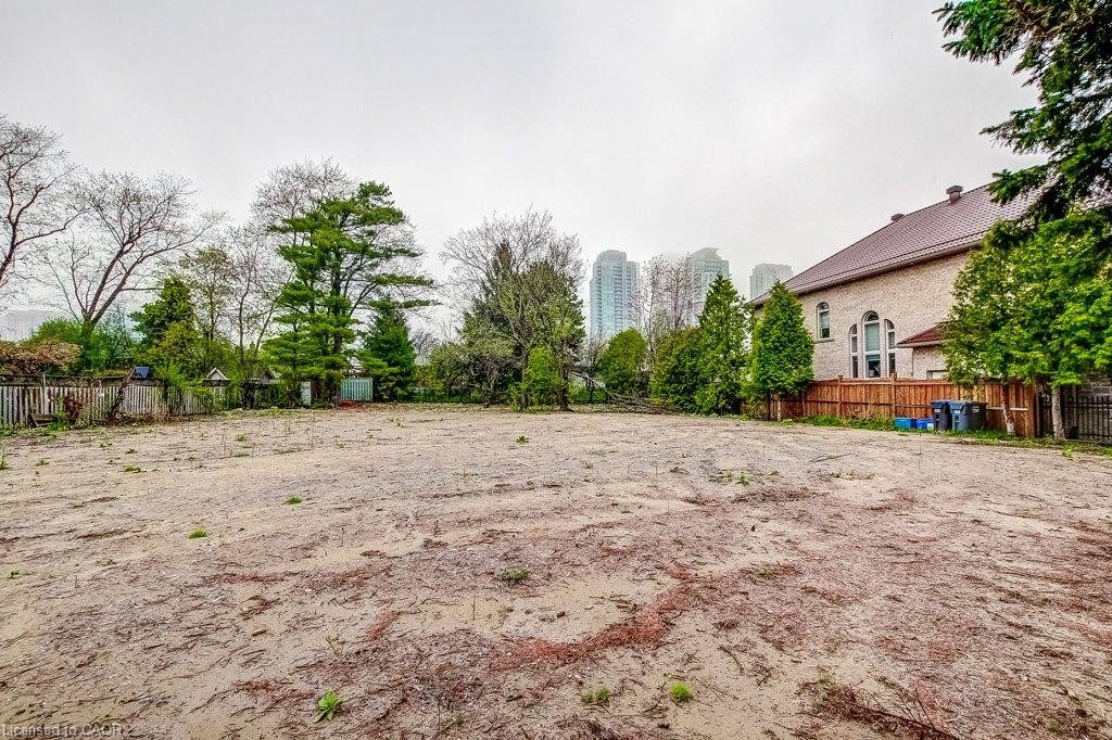 101 (part Lot 2) Fairview Road W Property Photo 9