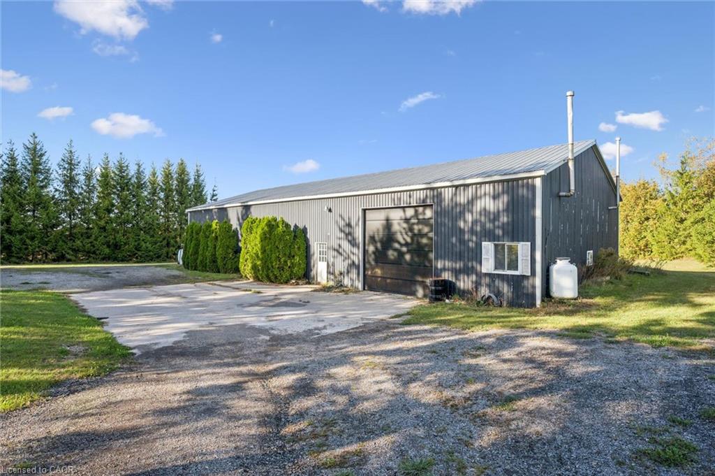 152043 12th Line Property Photo 42