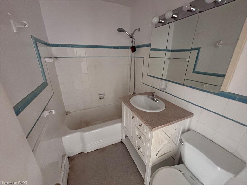404-2054 Courtland Drive Property Photo 7