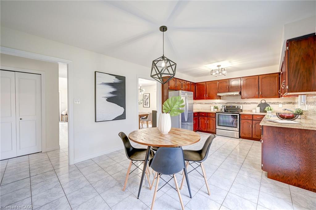29 Napoleon Drive Property Photo 12