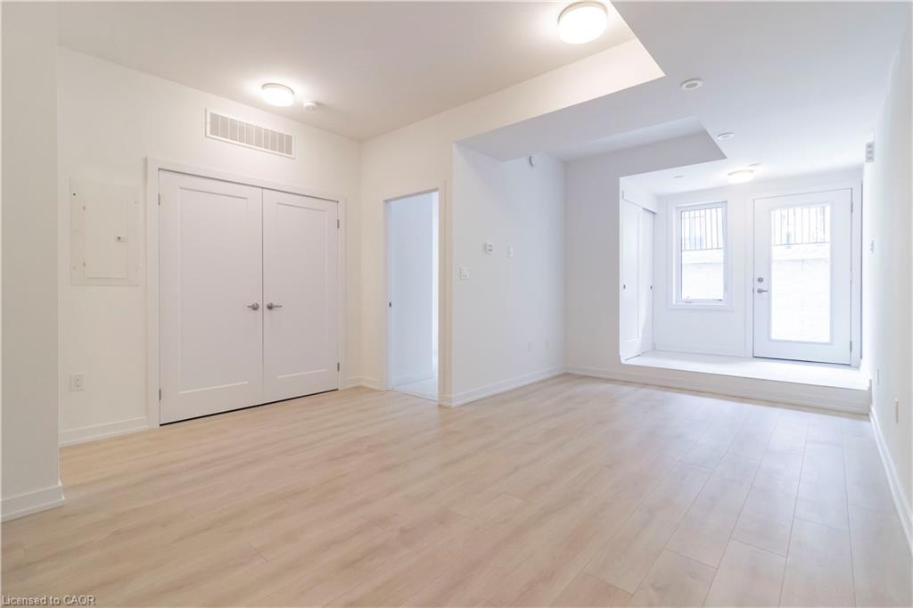 M11-40 Palace Street Property Photo 10