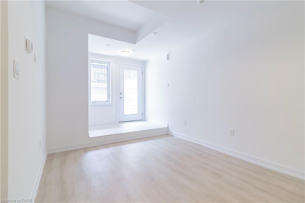 M11-40 Palace Street Property Photo 12