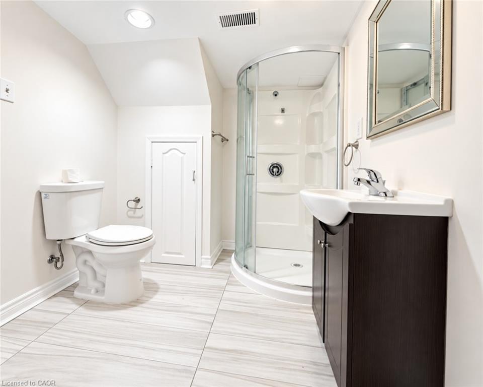 6143 Snowy Owl Crescent Property Photo 29