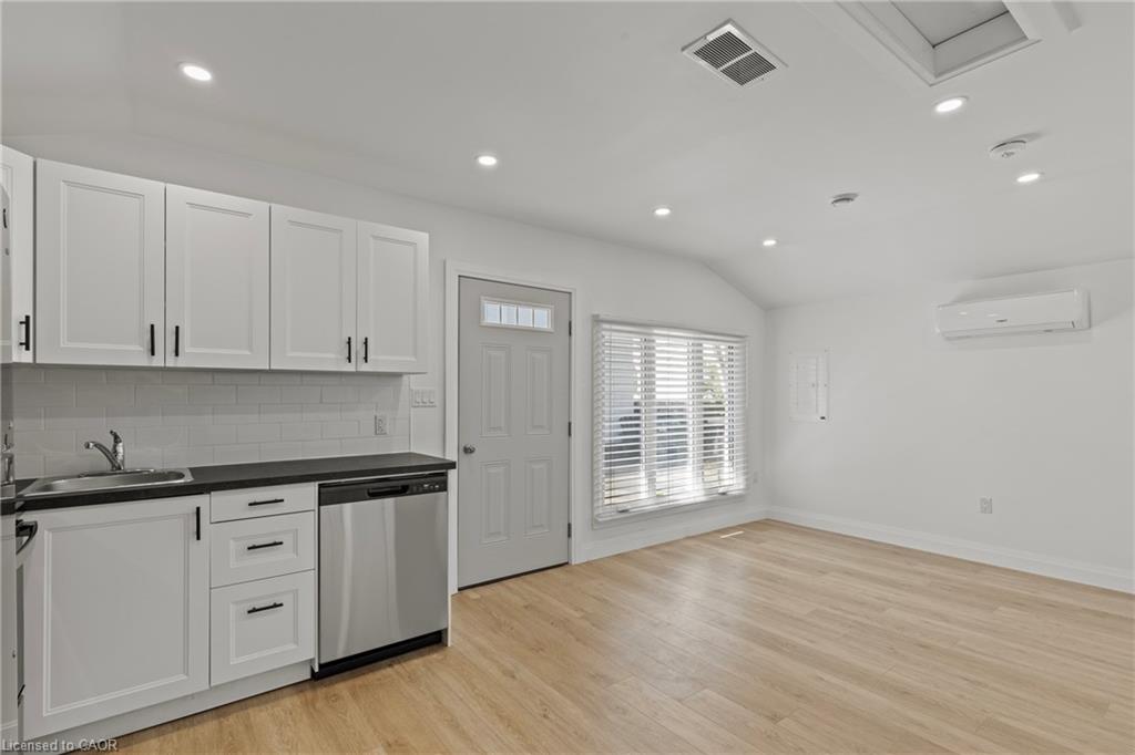 2-362 Gatfield Avenue Property Photo 8