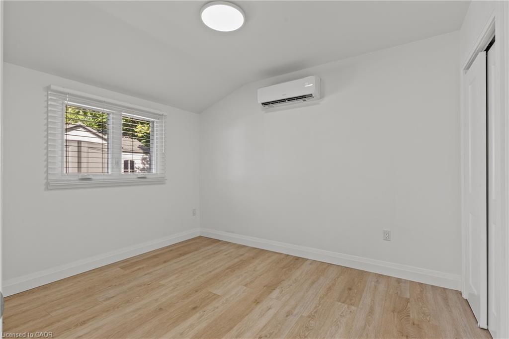 2-362 Gatfield Avenue Property Photo 12