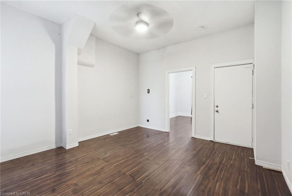 1-51 Wellington Street N Property Photo 8