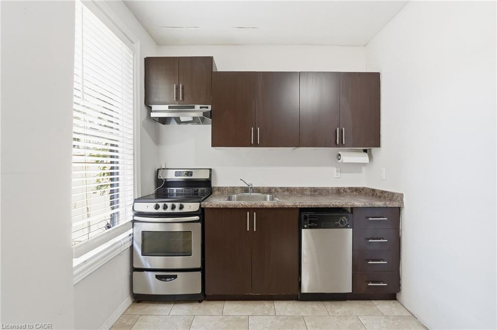 1-51 Wellington Street N Property Photo 15