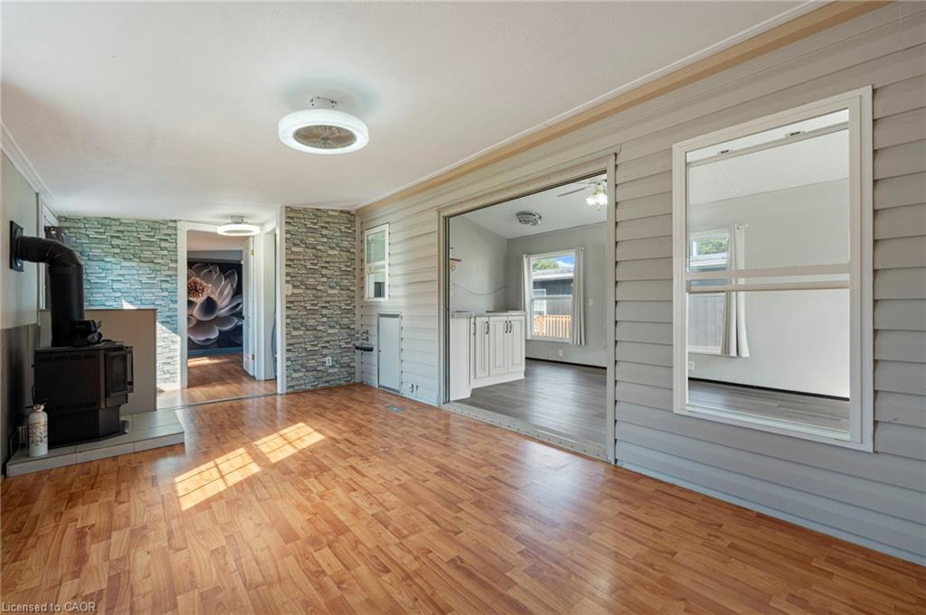 60-495856 10th Line Property Photo 12