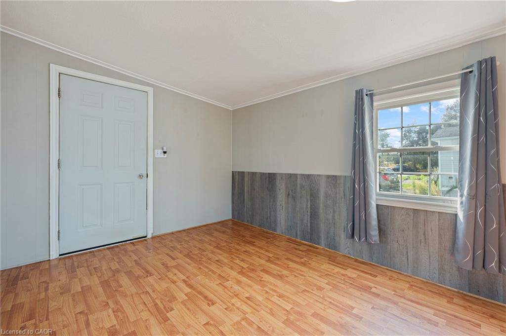 60-495856 10th Line Property Photo 13