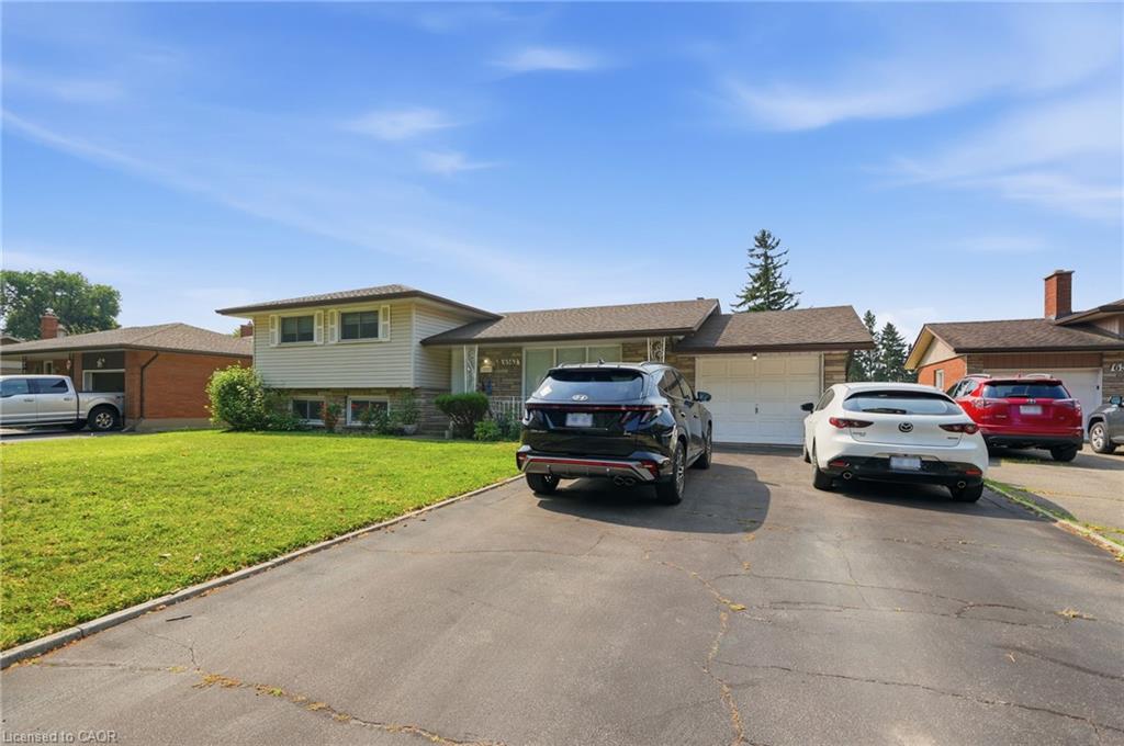 6562 Glengate Street Property Photo 4