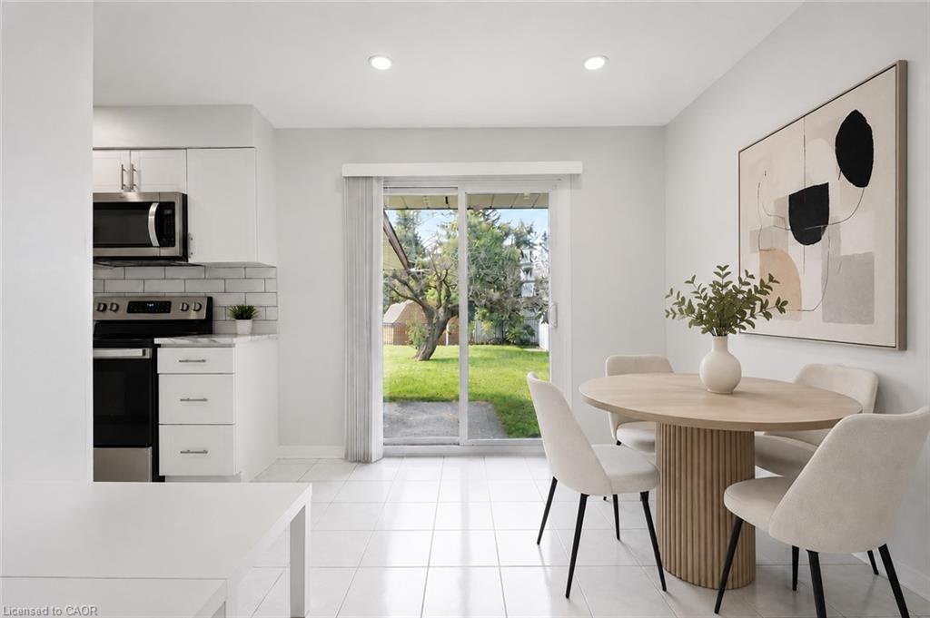 6562 Glengate Street Property Photo 8