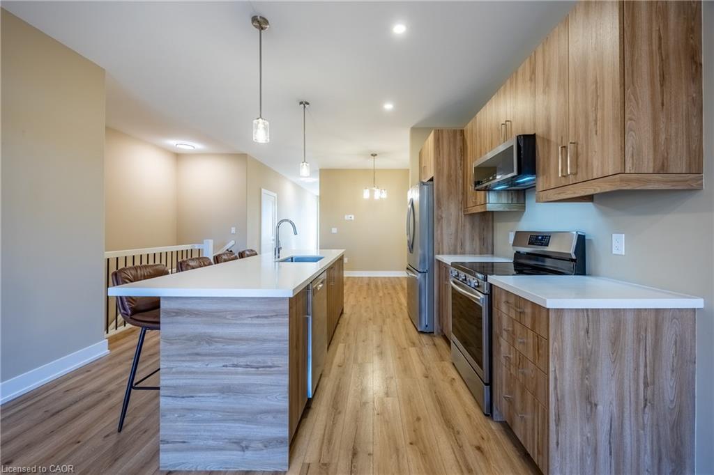 248 Lafayette Street E Property Photo 12