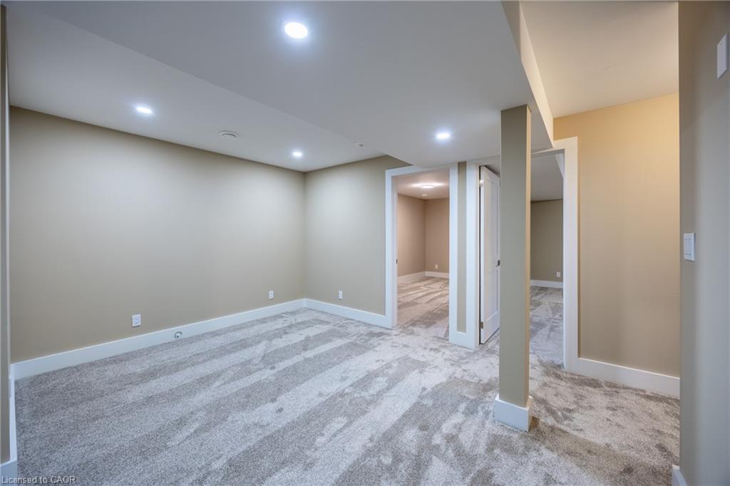 248 Lafayette Street E Property Photo 22