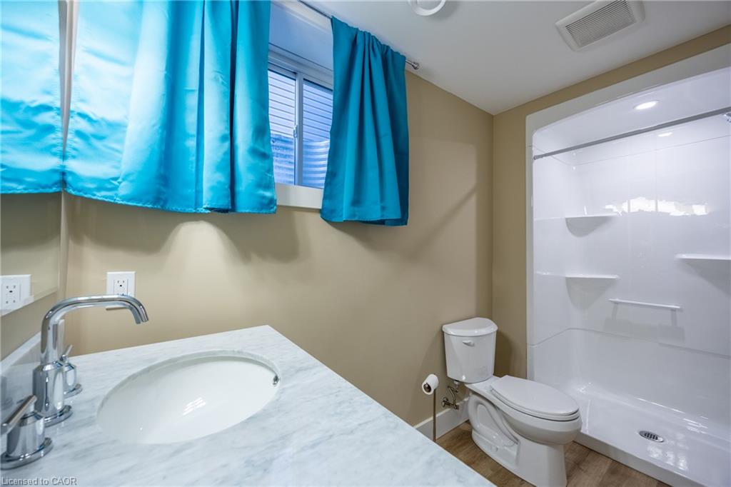 248 Lafayette Street E Property Photo 23