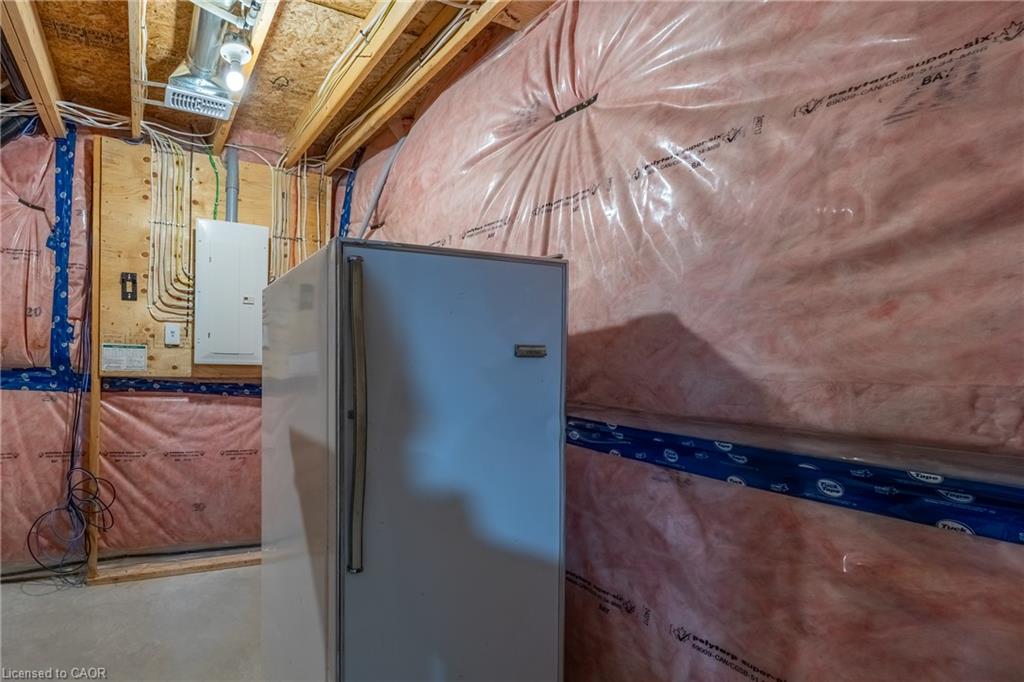 248 Lafayette Street E Property Photo 30