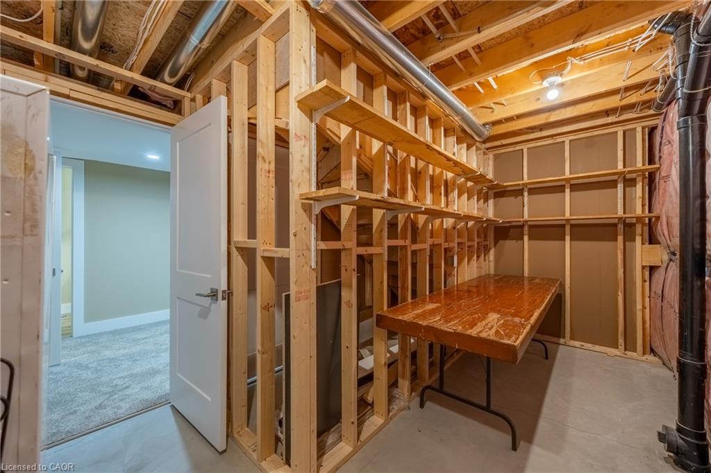 248 Lafayette Street E Property Photo 31
