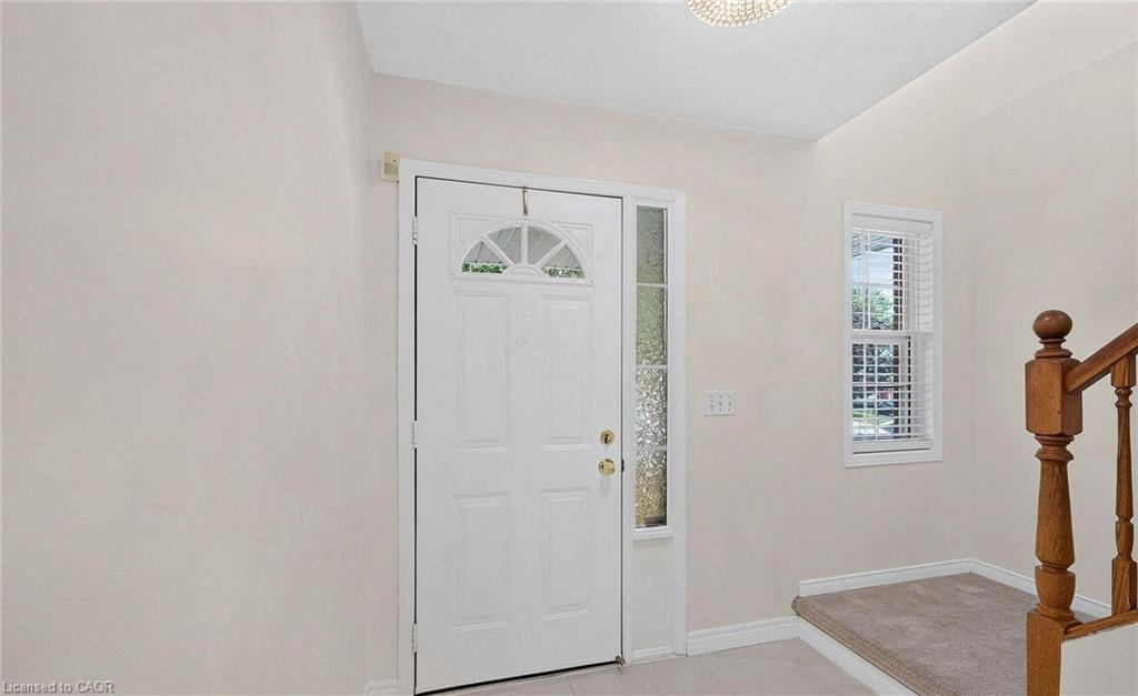 211 Melran Drive Property Photo 5