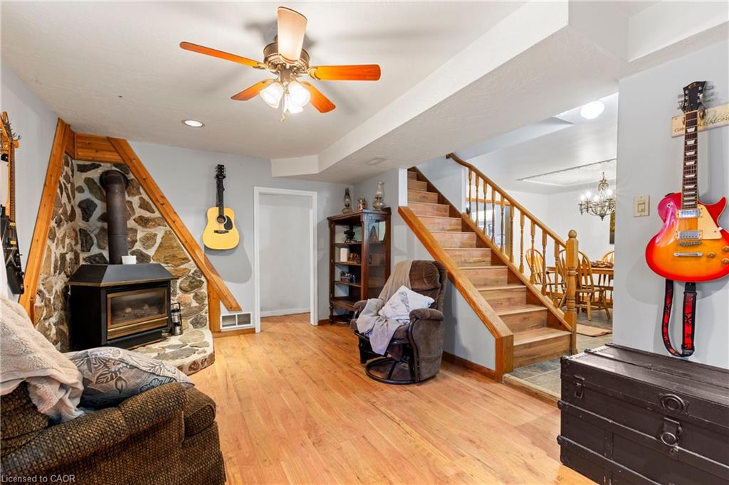 168 Asmus Street Property Photo 21