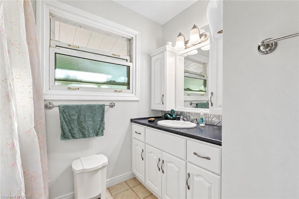 168 Asmus Street Property Photo 34