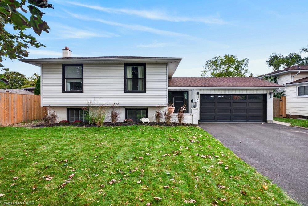 3 Regatta Drive Property Photo 1