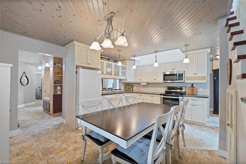 1622 Housey's Rapids Road Property Photo 13