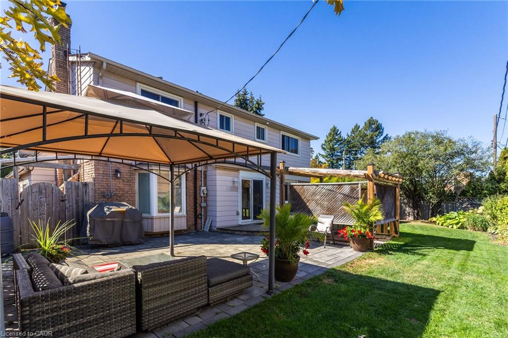 4248 Dunvegan Road Property Photo 38
