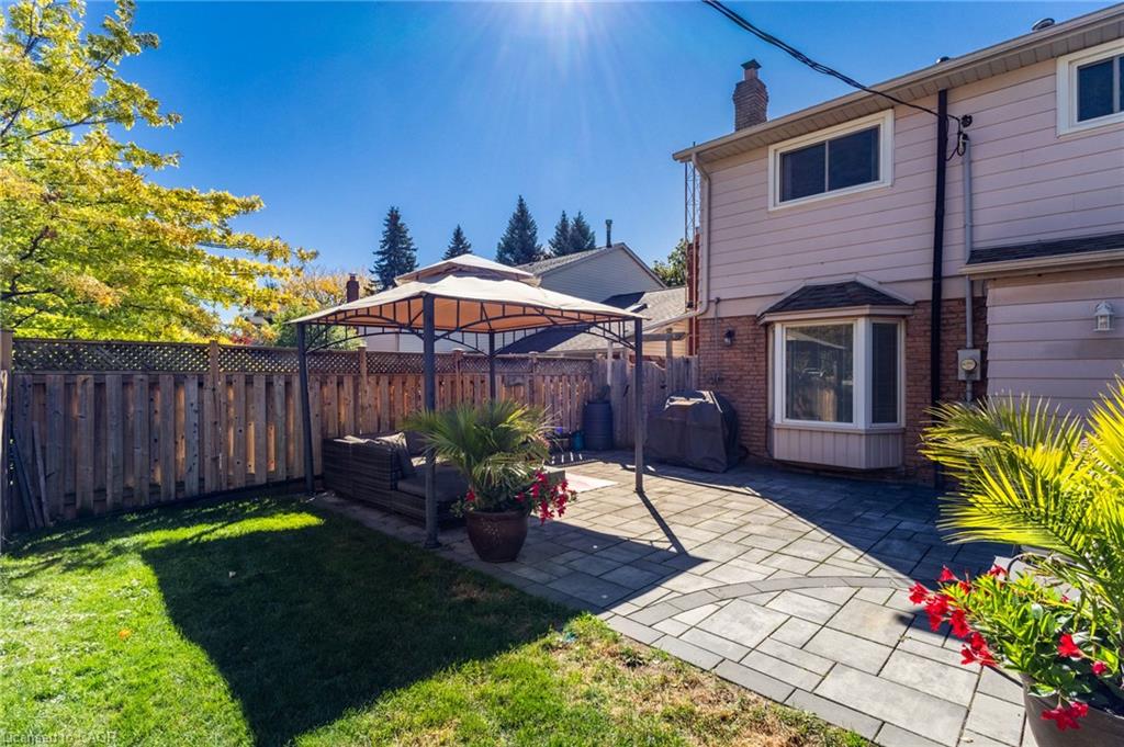4248 Dunvegan Road Property Photo 41