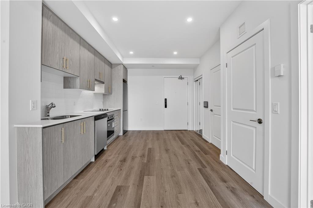 321-461 Green Road Property Photo 8
