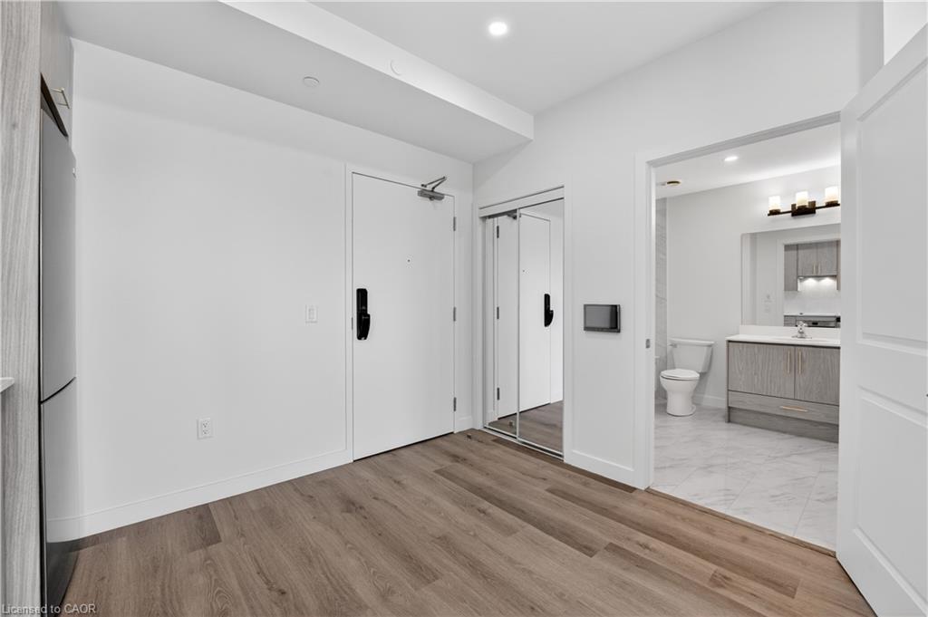 321-461 Green Road Property Photo 10