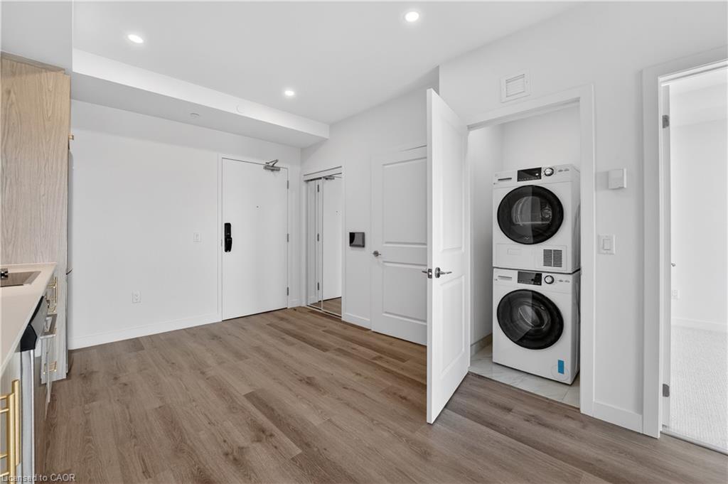 321-461 Green Road Property Photo 12