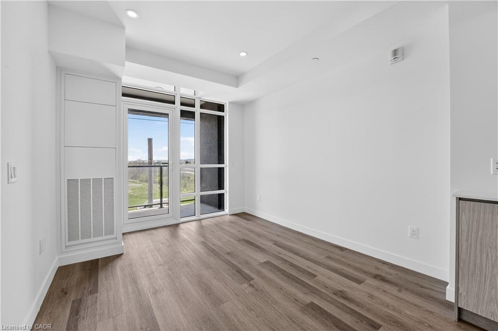 321-461 Green Road Property Photo 15