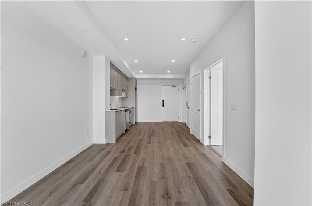 321-461 Green Road Property Photo 18