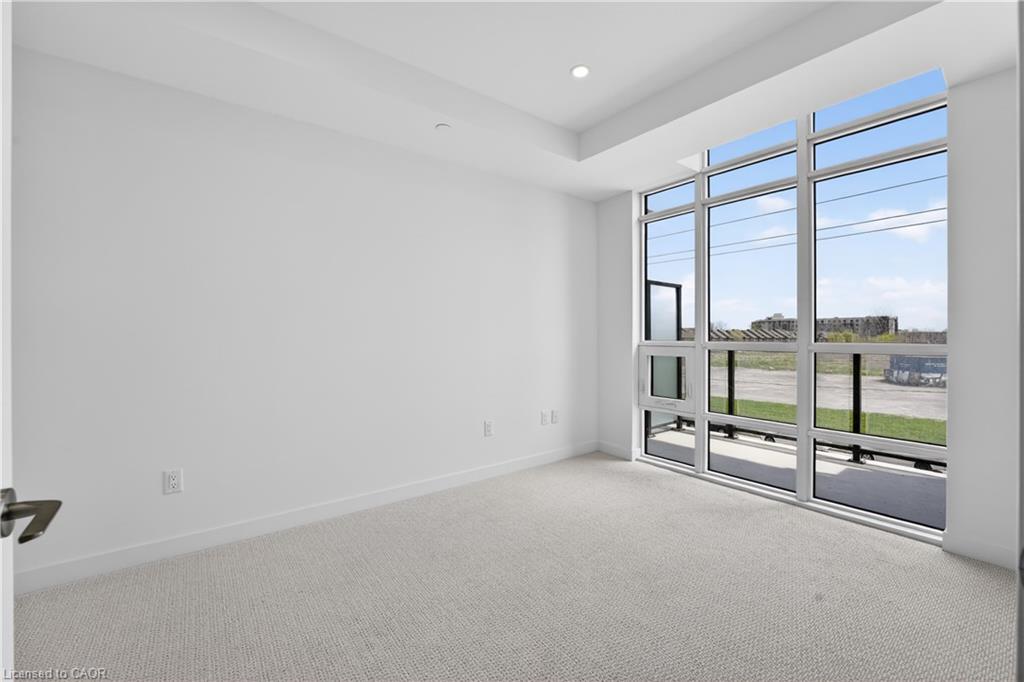 321-461 Green Road Property Photo 20