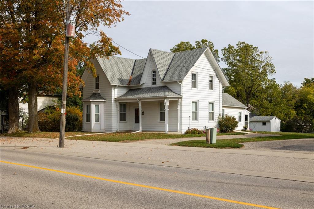 60 Simcoe Street Property Photo 1