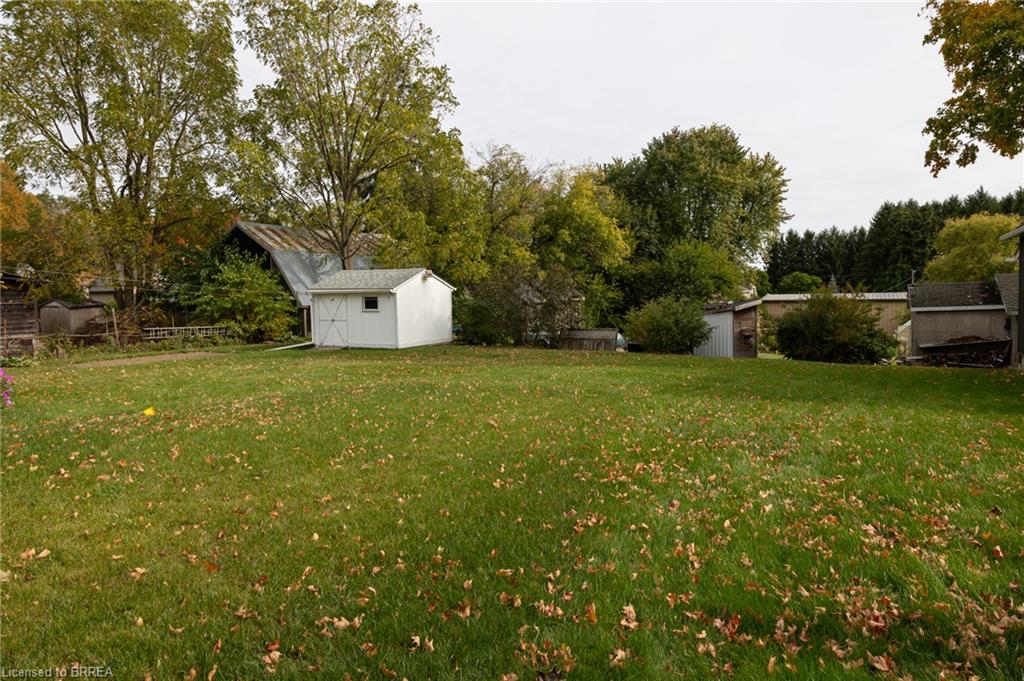 60 Simcoe Street Property Photo 5
