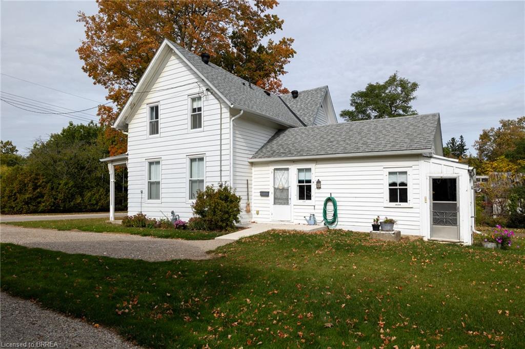 60 Simcoe Street Property Photo 10