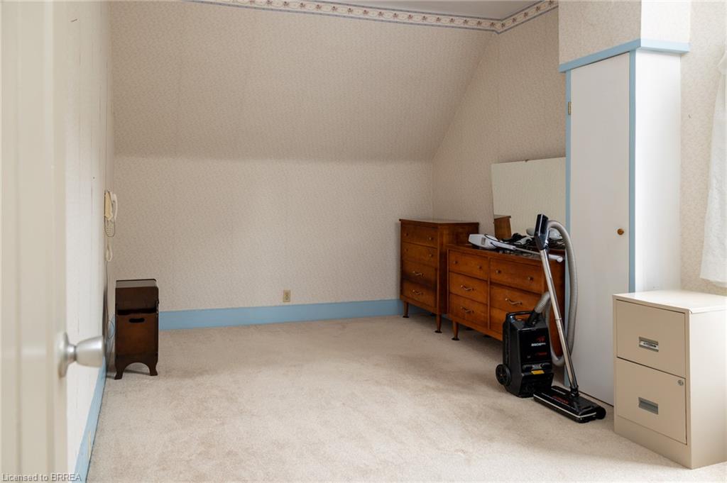60 Simcoe Street Property Photo 18