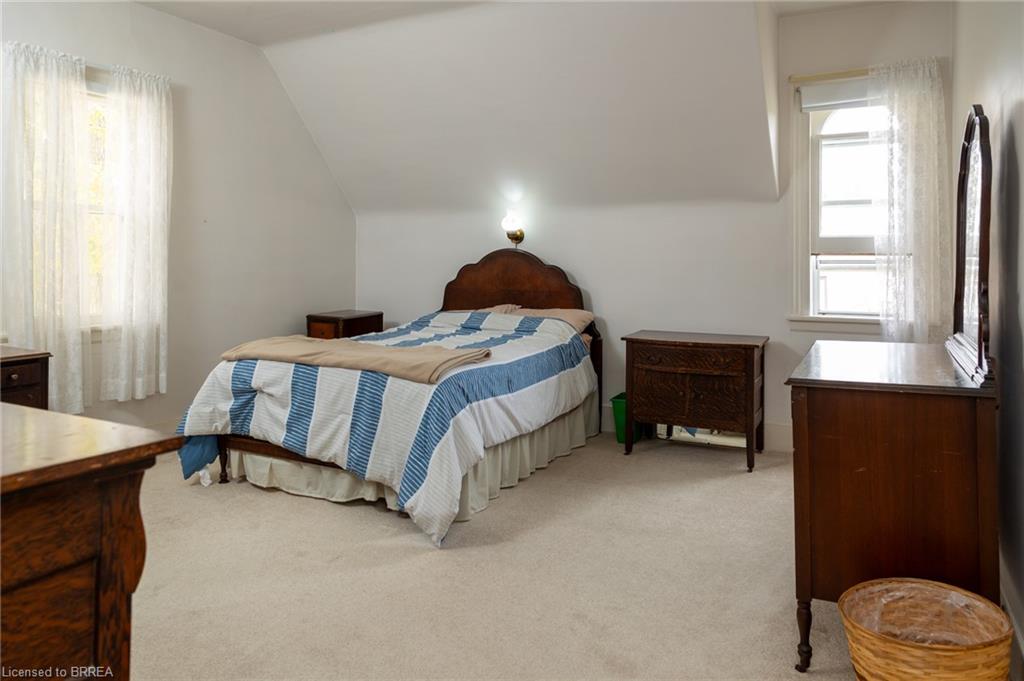 60 Simcoe Street Property Photo 19