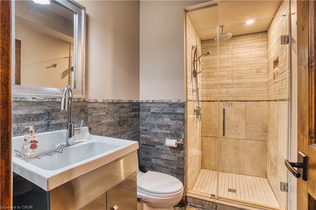 305256 South Line A Property Photo 22