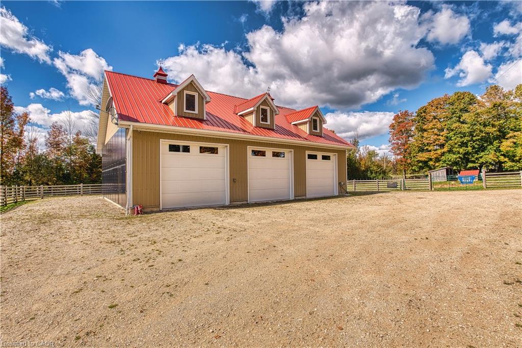 305256 South Line A Property Photo 31