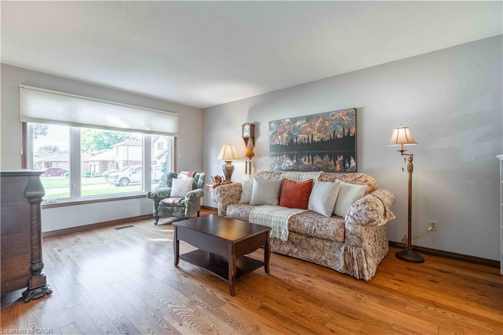 15 Clare Innis Court Property Photo 8