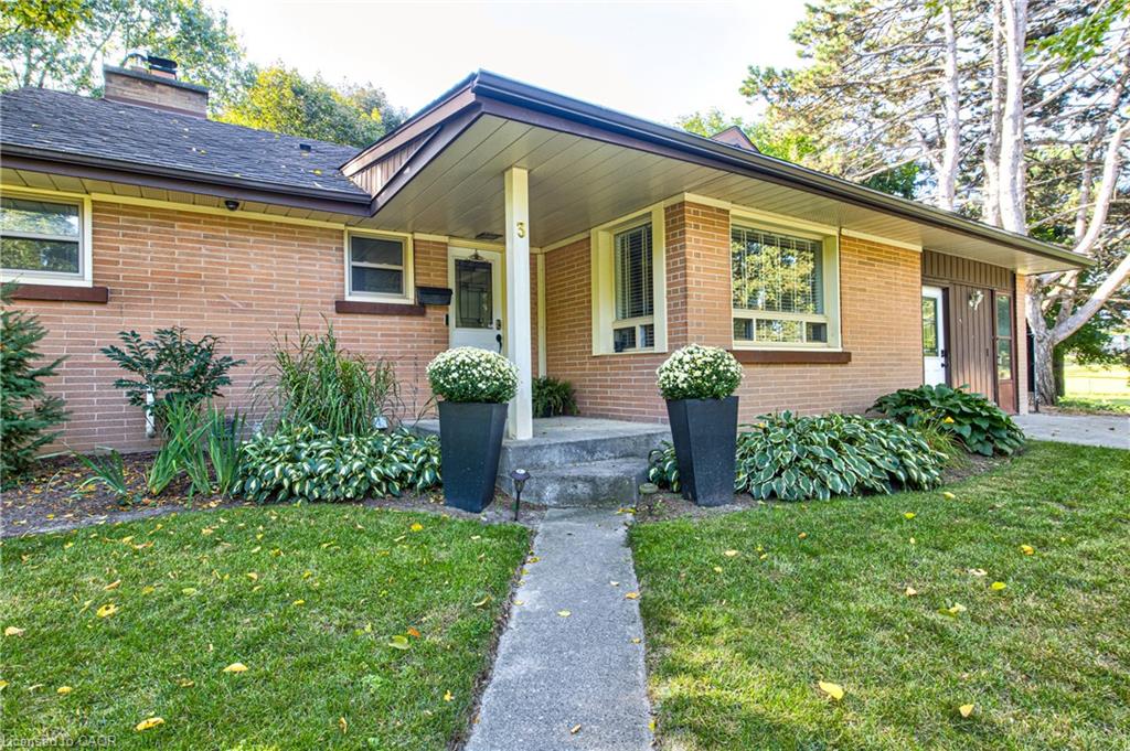 3 Oakwood Avenue Property Photo 2