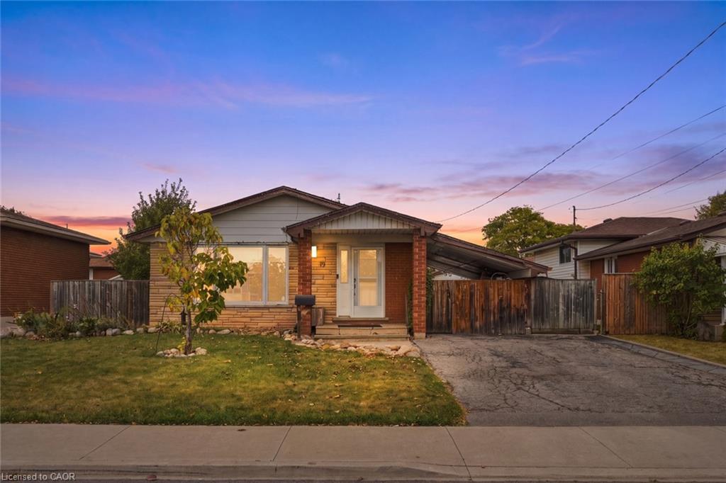 19 Ellingwood Avenue Property Photo 1