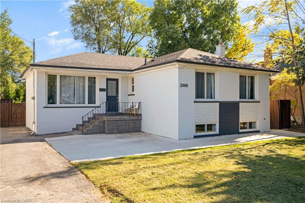 2086 Bridge Road Property Photo 2