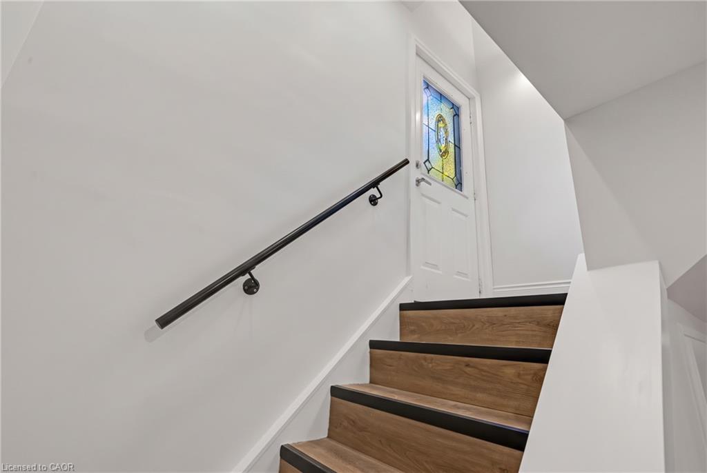 2086 Bridge Road Property Photo 22