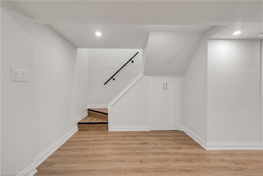 2086 Bridge Road Property Photo 24