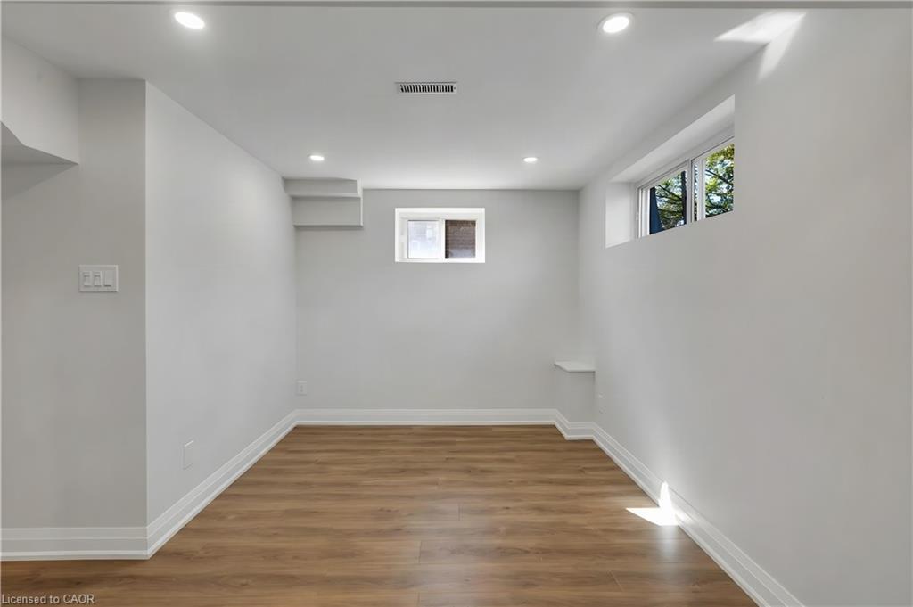 2086 Bridge Road Property Photo 30