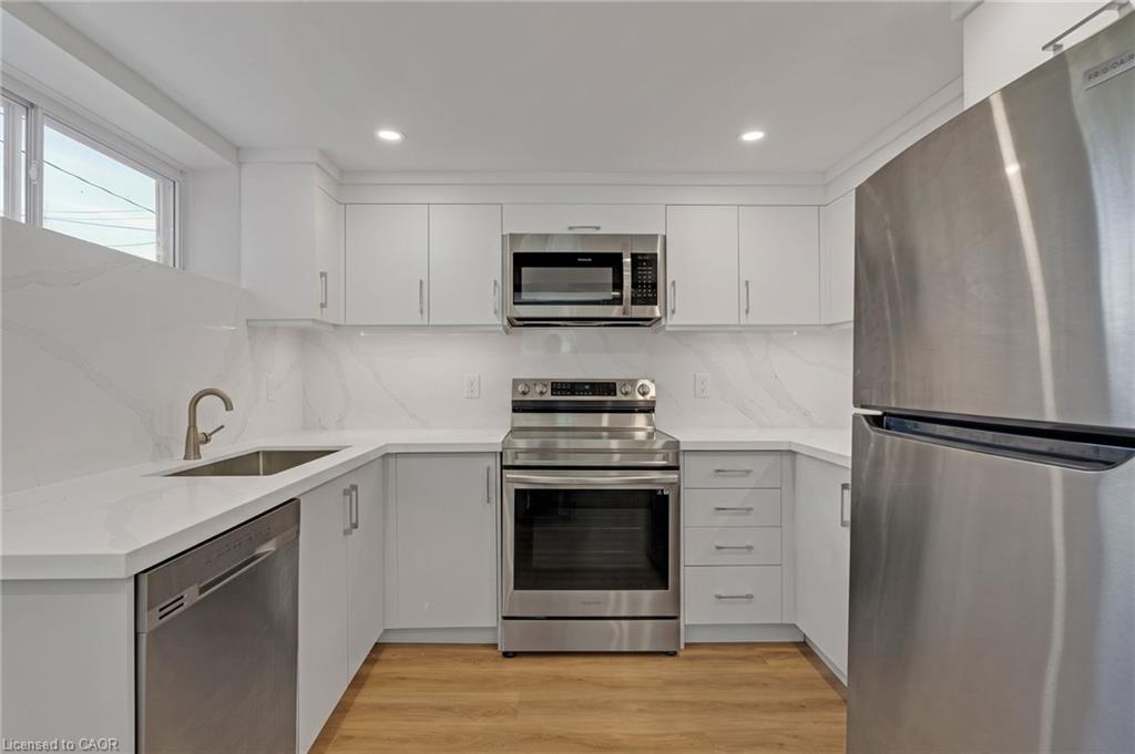 2086 Bridge Road Property Photo 31
