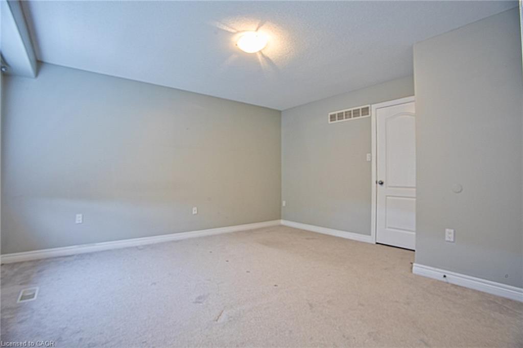 52 Dartmouth Gate Property Photo 16